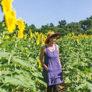 ✅ SOLD in the shop! ✅ Lady Farmer navy hemp dress, indie brand M